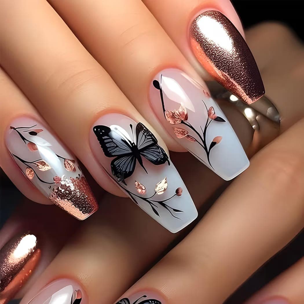 Design de nail art peint à la main chez Ongles et Spa Québec